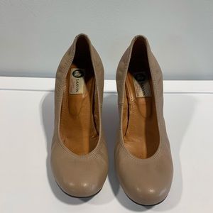 Lanvin beige heel